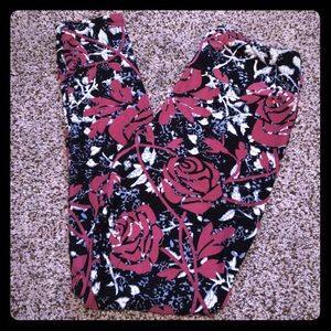 Rose OS Leggings
